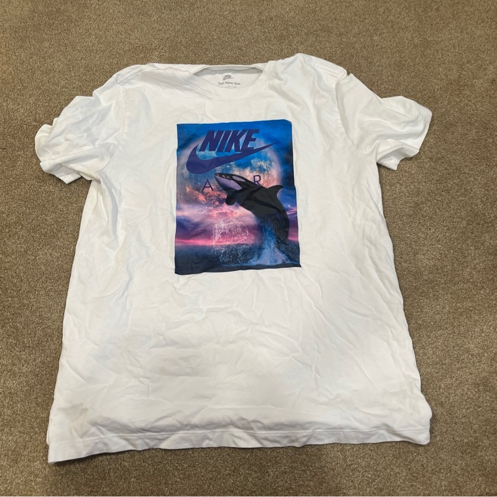 Nike White Graphic T-Shirt